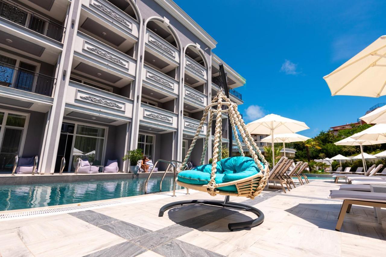 Готель Siena Premium Retreat Лозенець Екстер'єр фото